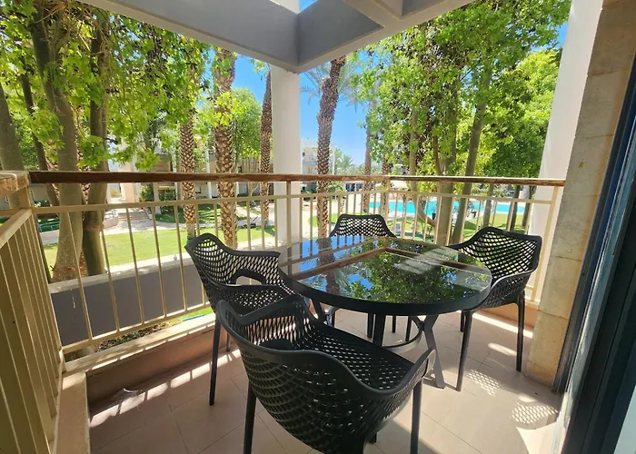 Royal Park Resort Studio Apartments 5 Min From The Center
